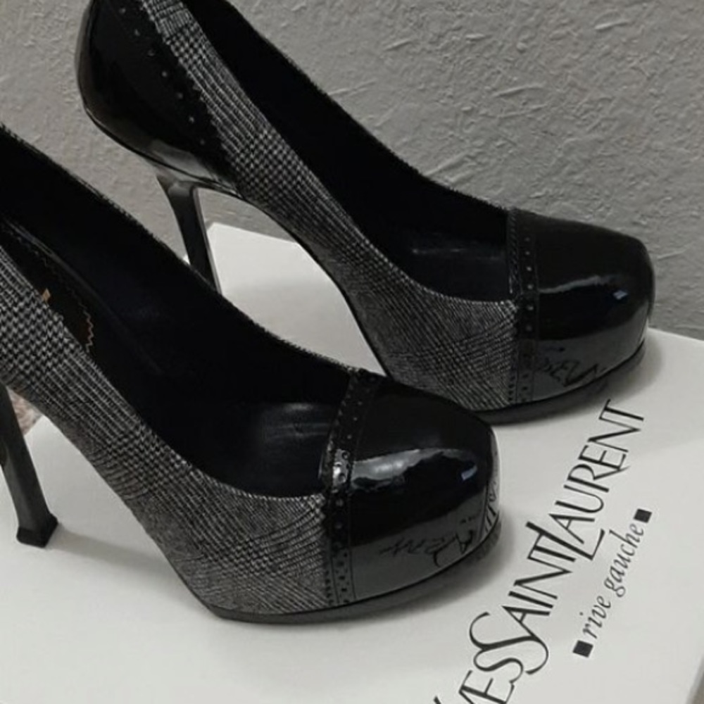 Yves Saint Laurent ‘Tribtoo’ platform pumps size 37.5 round toe heels vintage